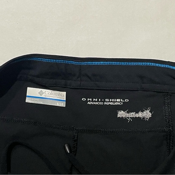 Columbia Omni-Shield Women’s Black Bootcut Adventure Pants - Picture 7 of 8